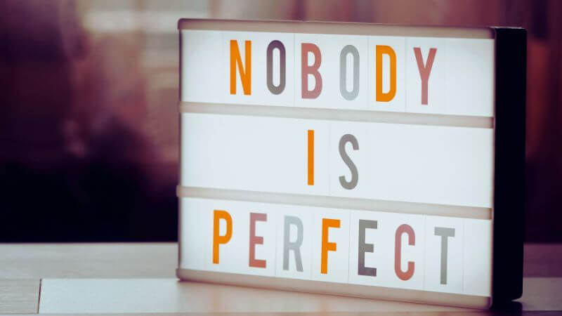 nobody is perfectの看板
