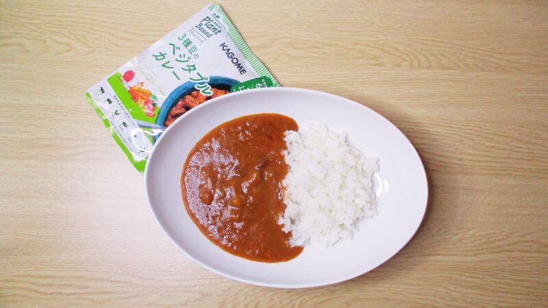 カゴメプラントベース３種豆のベジタブルカレーアップ画像