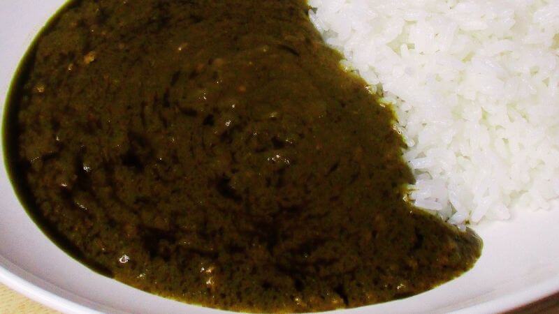 カゴメプラントベース大豆ミートのほうれん草カレー拡大図