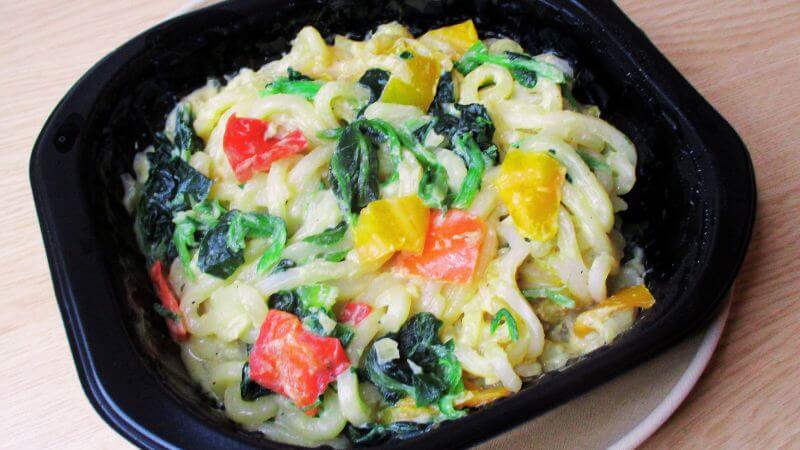 テーブルマーク ビヨンドフリー米粉麺 たっぷり野菜のカルボナーラ風の加熱後