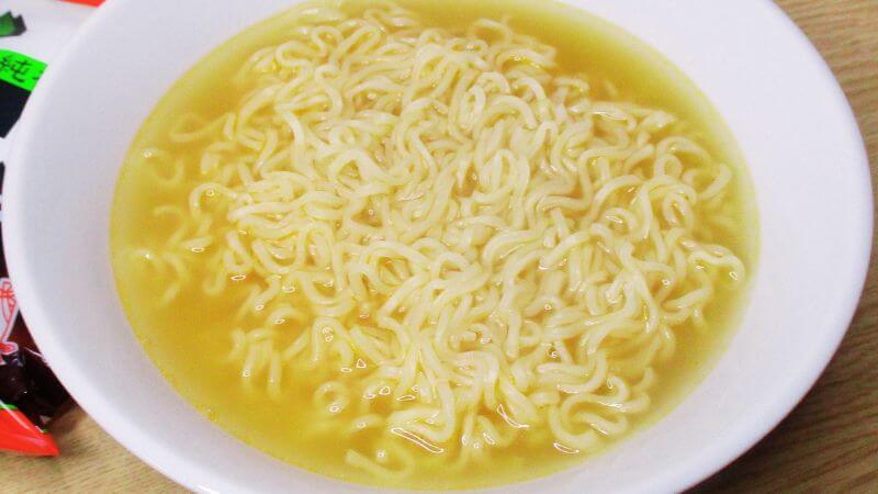 たるたや 菜食ラーメンしょうゆのアップ写真